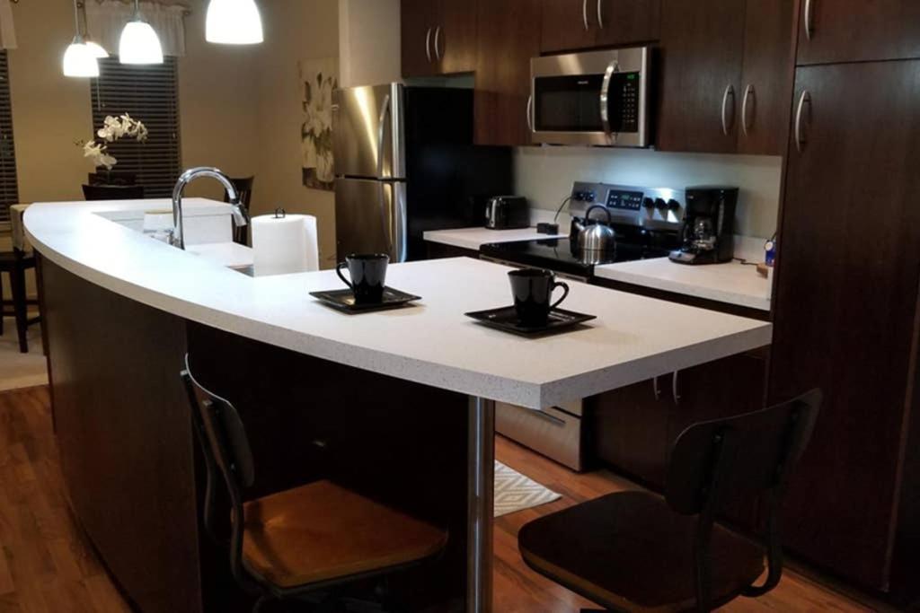 Old Fort Loft King & Queen Suites Nearest Accomodation To Marshals Museum Power Your Ev For Free! 포르 스미스 외부 사진