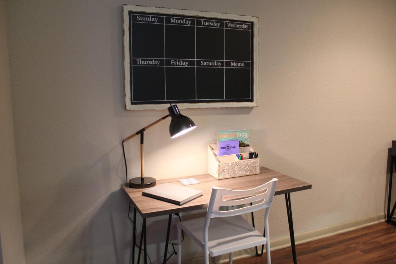Old Fort Loft King & Queen Suites Nearest Accomodation To Marshals Museum Power Your Ev For Free! 포르 스미스 외부 사진