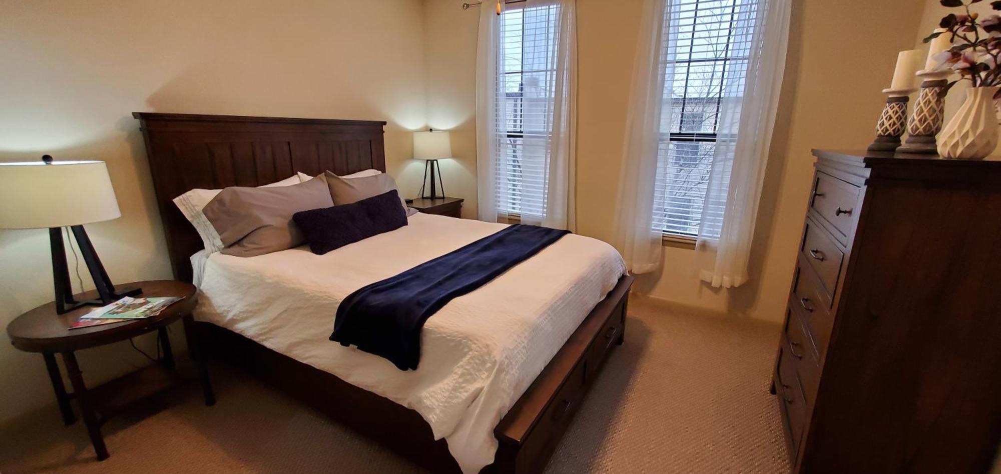 Old Fort Loft King & Queen Suites Nearest Accomodation To Marshals Museum Power Your Ev For Free! 포르 스미스 외부 사진