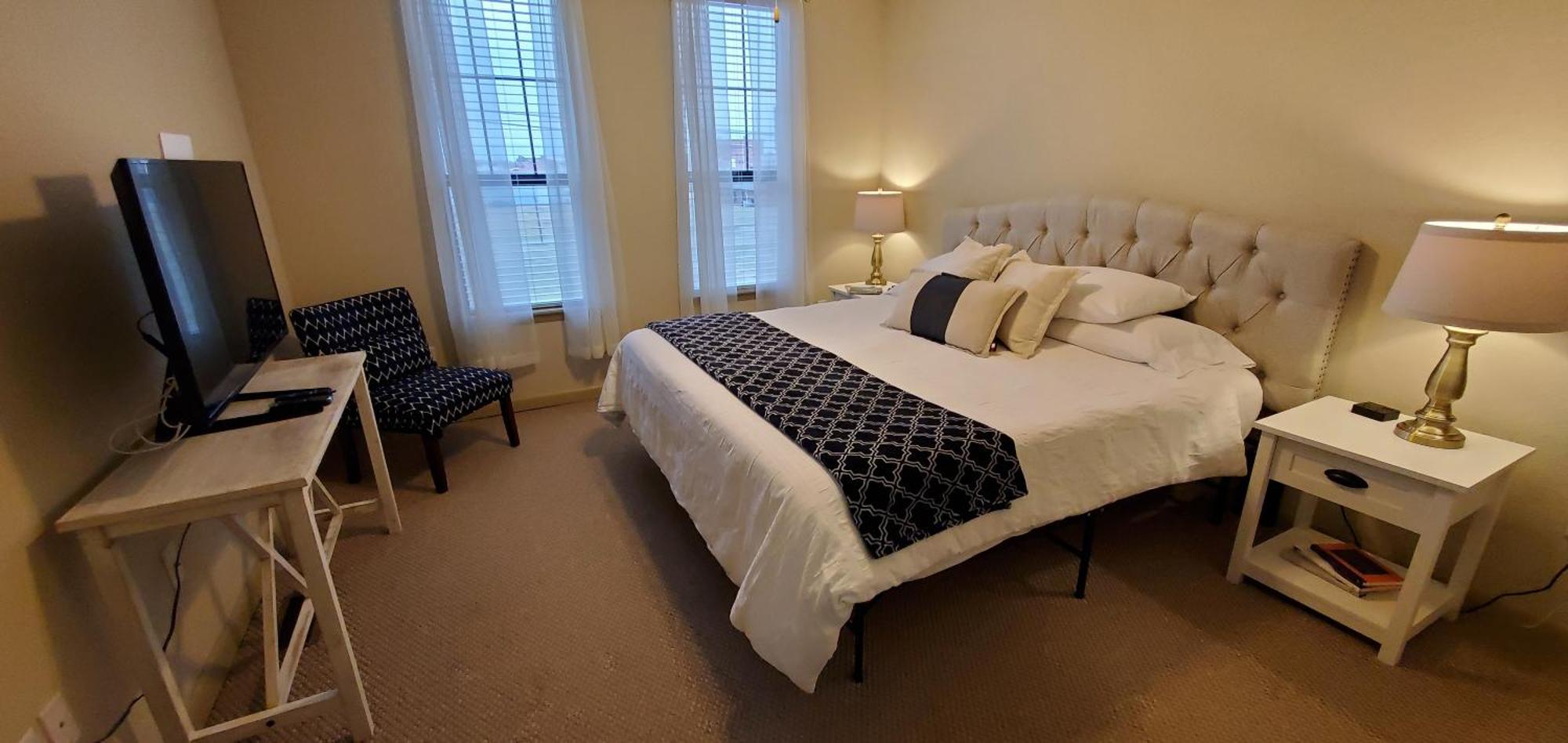 Old Fort Loft King & Queen Suites Nearest Accomodation To Marshals Museum Power Your Ev For Free! 포르 스미스 외부 사진